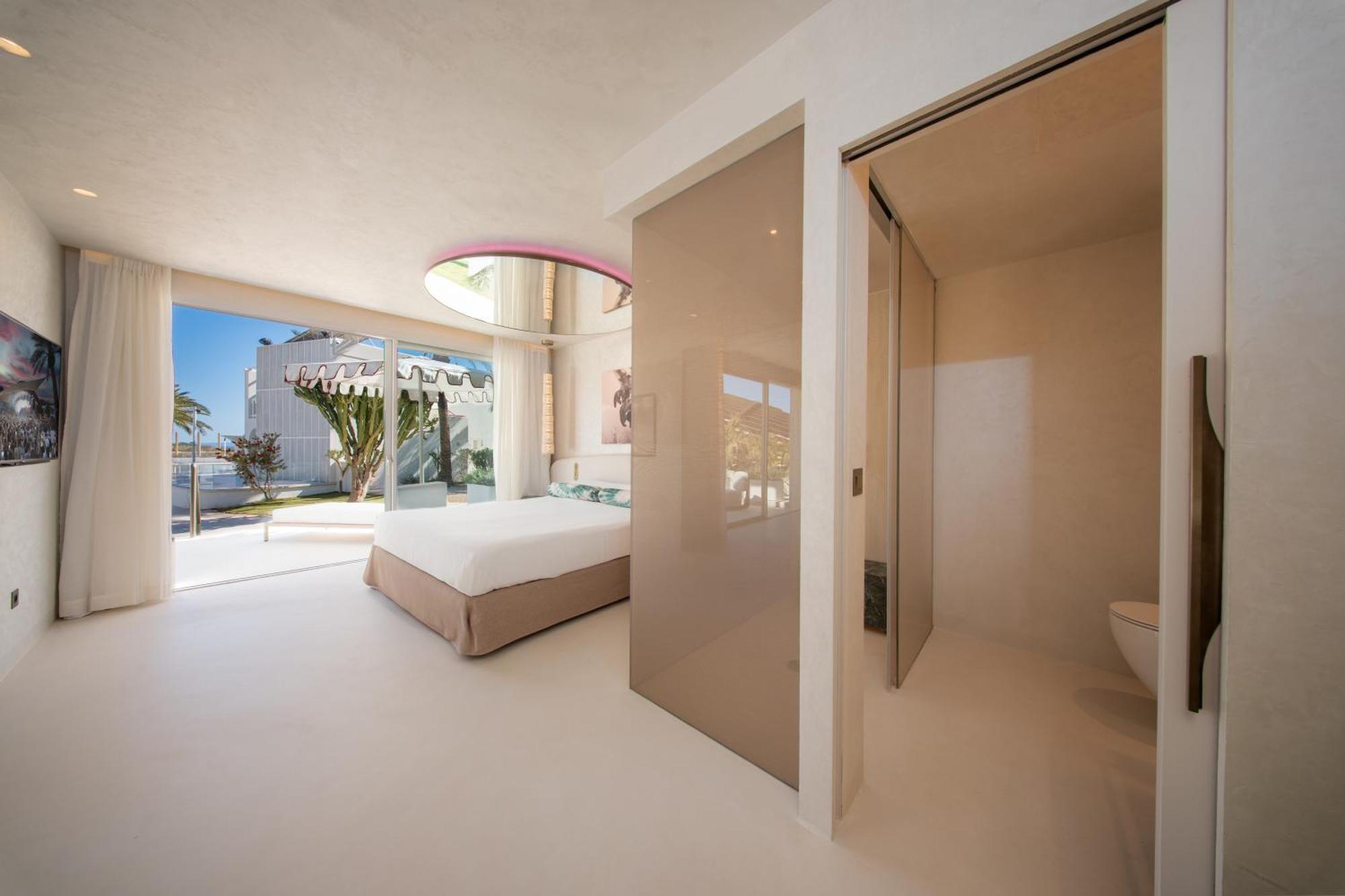 Destino Five Ibiza - New Hotel (Adults Only) Playa De Talamanca Bagian luar foto